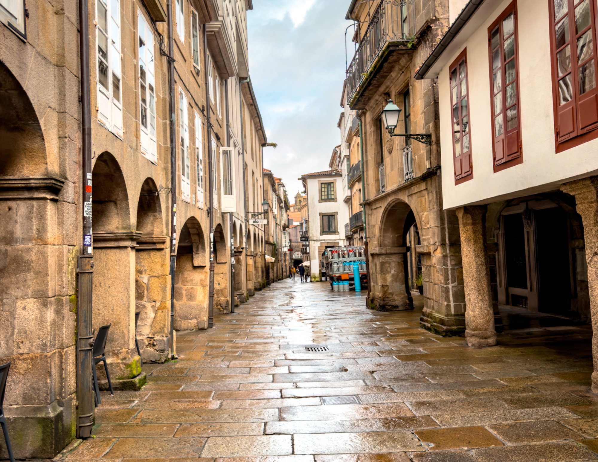 Santiago de Compostela Old Town (10).png